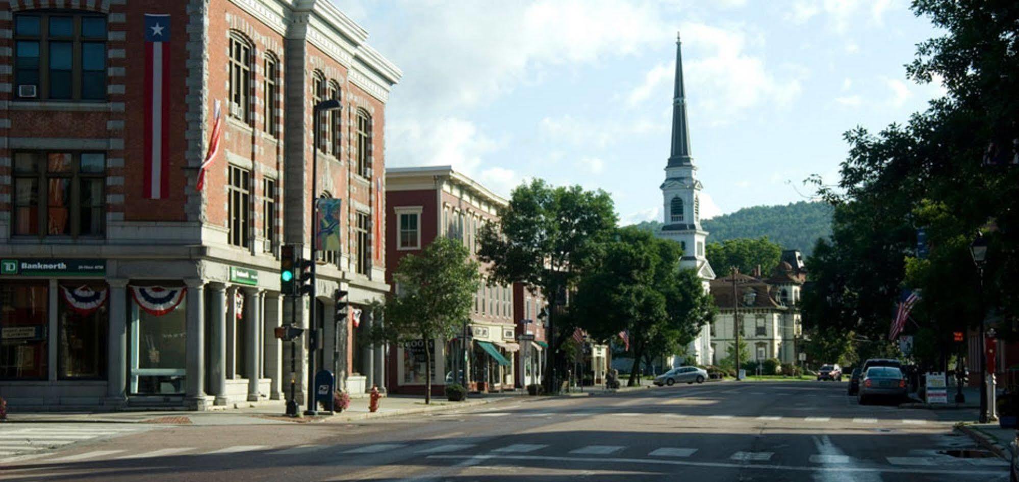 Capitol Plaza Hotel Montpelier Tapestry Collection By Hilton Exterior photo